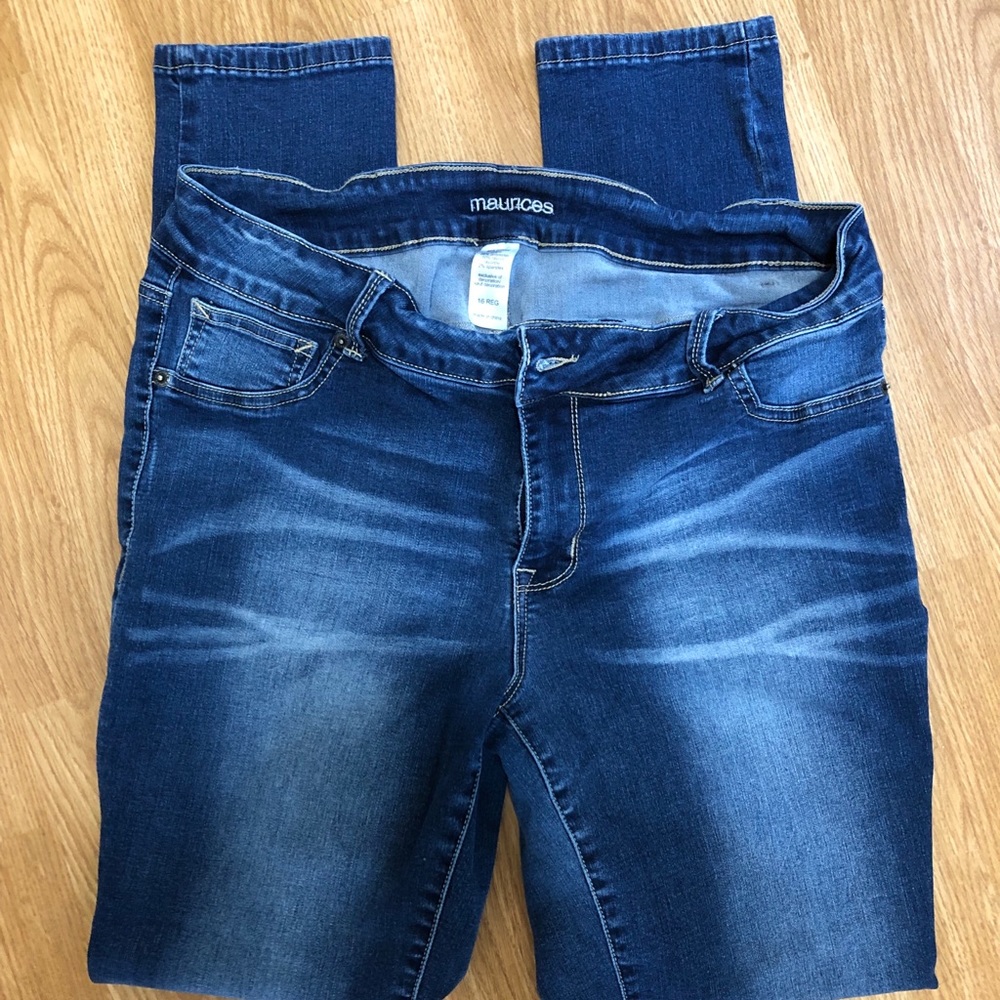 Maurices Size 16, Skinny Jean!